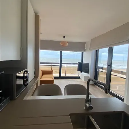 Hoekstudio Met Zeezicht & Hotelgevoel Ostend